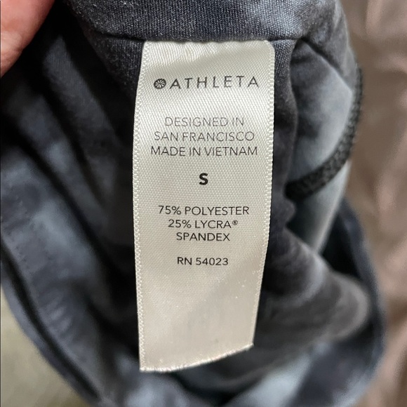 Athleta Elation Printed 7/8 Tight Leggings Dance All Night Black Tie-Dye Small - Picture 9 of 9